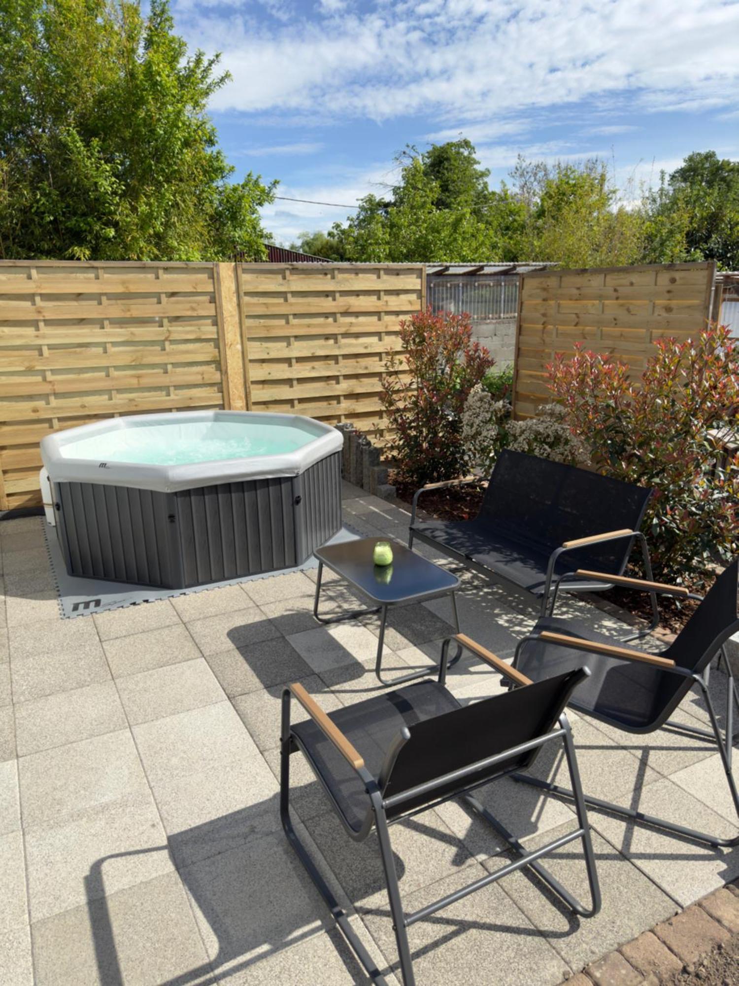 Gite Les Lilas, Centre Alsace, Avec Jacuzzi Mackenheim Bagian luar foto